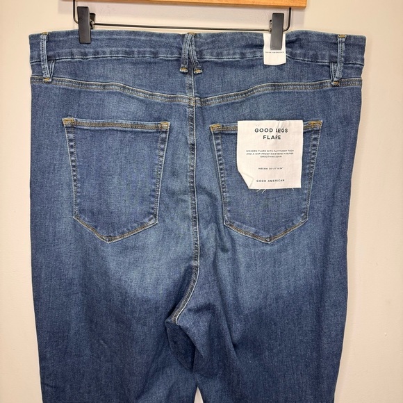 Good American Good Legs Flare Jeans Size 22 NWT Brand New Baggy Wide Leg - Picture 11 of 11
